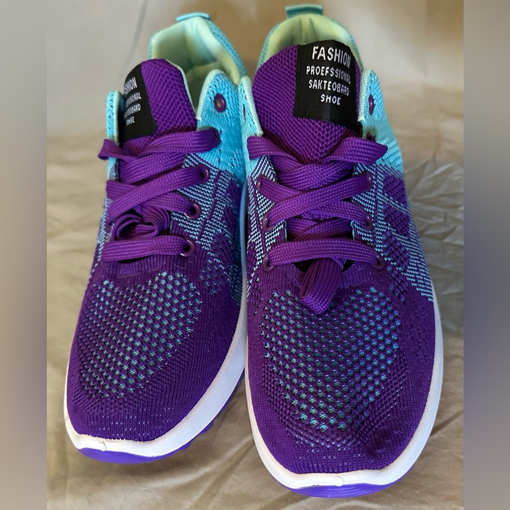 Women's Purple and Blue Skateboarding Shoes